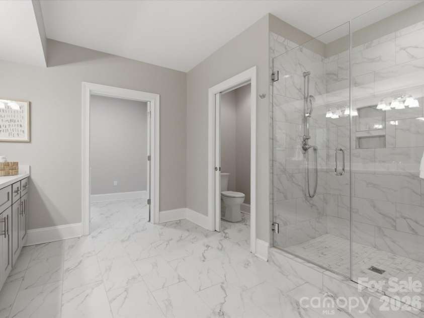 1126 Bromley Drive, Matthews, NC 28104.  MLS# CAR4379610, YatesRealty ID 31827. 