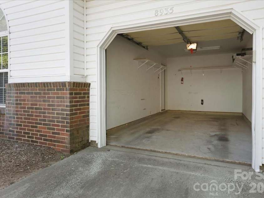 8935 Houston Ridge Road, Charlotte, NC 28277.  MLS# CAR4383140, YatesRealty ID 31828. 