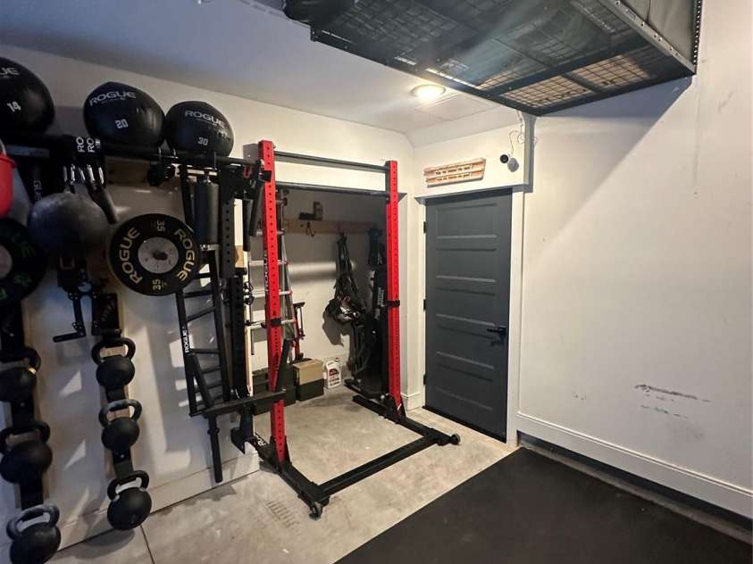 1005 Zinc Lane, Charlotte, NC 28205.  MLS# CAR4291741, YatesRealty ID 31829. 