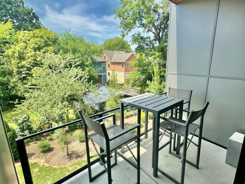 1005 Zinc Lane, Charlotte, NC 28205.  MLS# CAR4291741, YatesRealty ID 31829. 