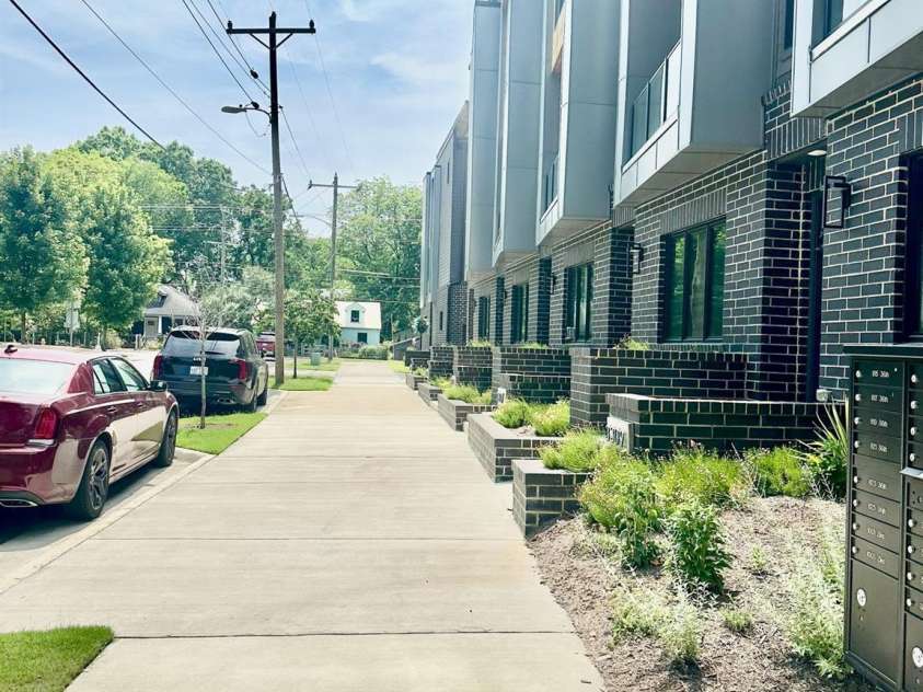 1005 Zinc Lane, Charlotte, NC 28205.  MLS# CAR4291741, YatesRealty ID 31829. 