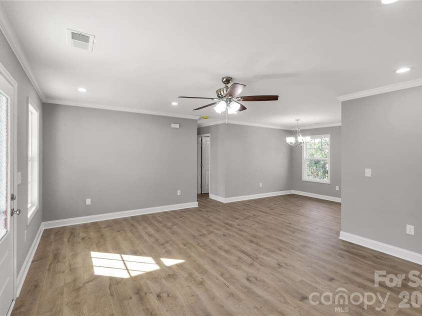 2166 Reeves Road, Lancaster, SC 29720.  MLS# CAR4325559, YatesRealty ID 3183. 