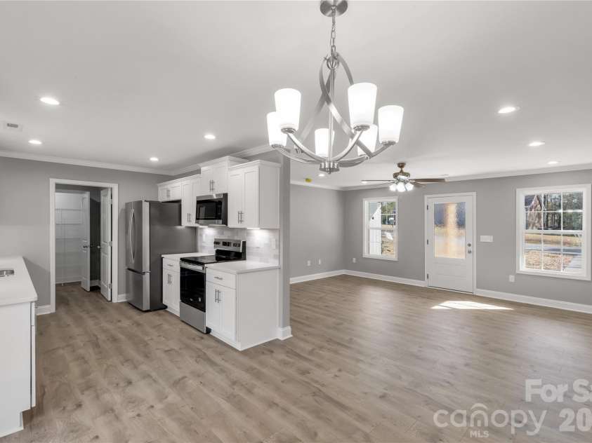 2166 Reeves Road, Lancaster, SC 29720.  MLS# CAR4325559, YatesRealty ID 3183. 