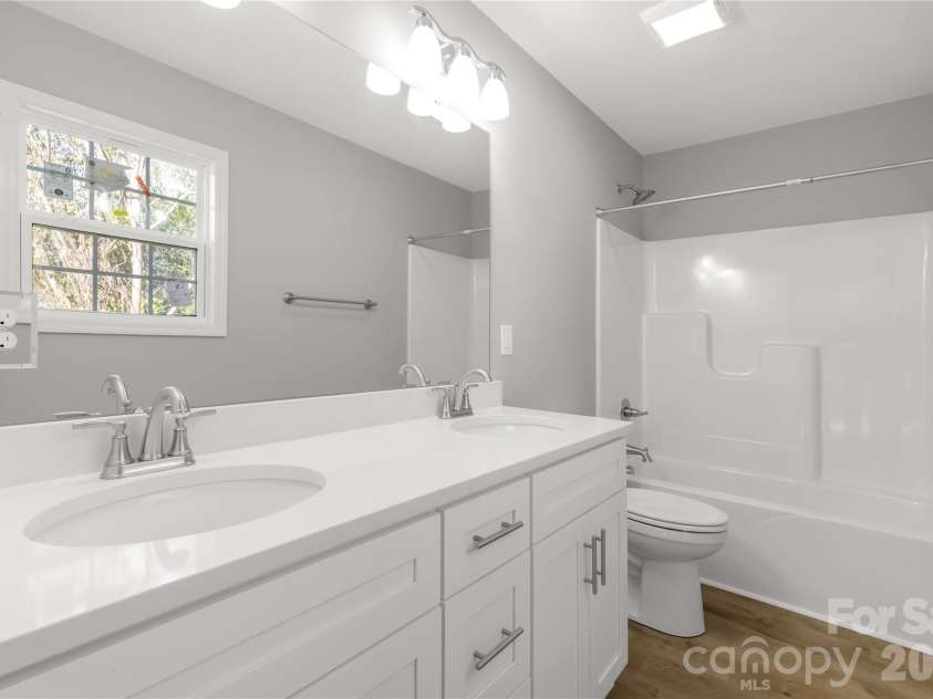 2166 Reeves Road, Lancaster, SC 29720.  MLS# CAR4325559, YatesRealty ID 3183. 