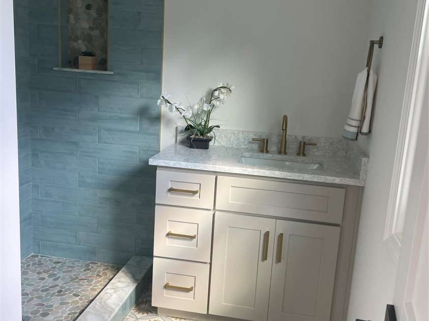 5840 Charing Place, Charlotte, NC 28211.  MLS# CAR4266870, YatesRealty ID 31830. 