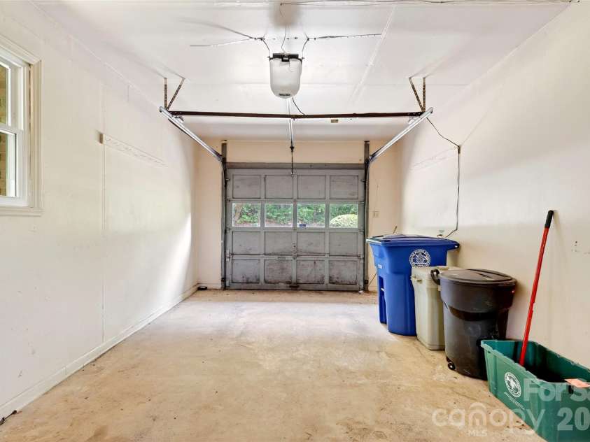 103 Richard Lane, Black Mountain, NC 28711.  MLS# CAR4393479, YatesRealty ID 31831. Garage