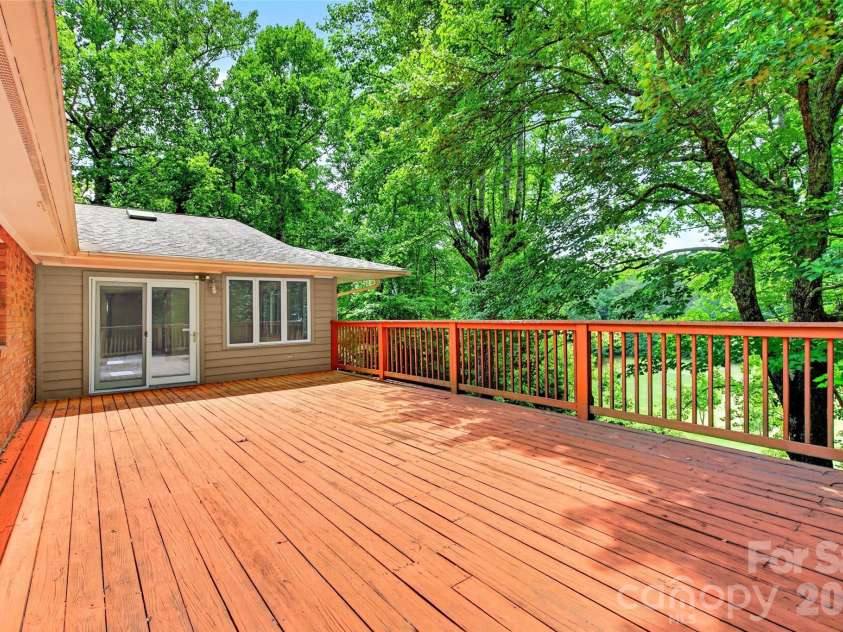 103 Richard Lane, Black Mountain, NC 28711.  MLS# CAR4393479, YatesRealty ID 31831. Rear deck