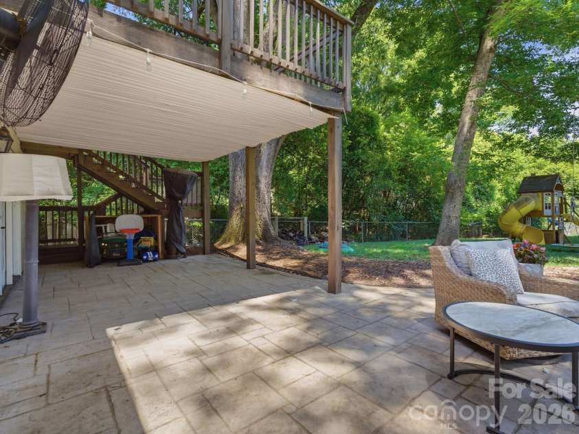 6819 Woodstock Drive, Charlotte, NC 28210.  MLS# CAR4394251, YatesRealty ID 31834. 
