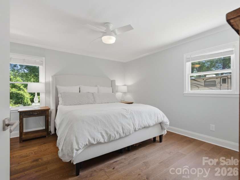 6819 Woodstock Drive, Charlotte, NC 28210.  MLS# CAR4394251, YatesRealty ID 31834. Primary Bedroom