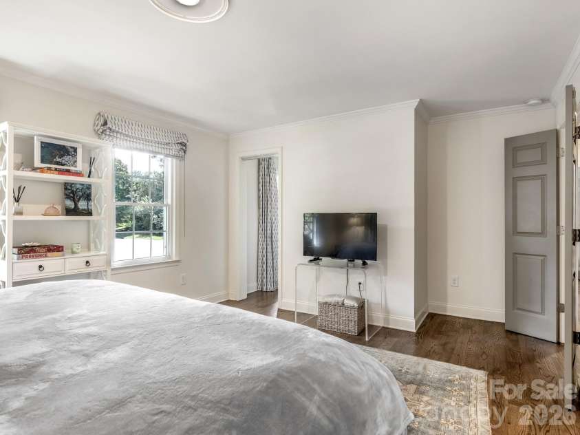 2901 Valencia Terrace, Charlotte, NC 28211.  MLS# CAR4394269, YatesRealty ID 31836. 