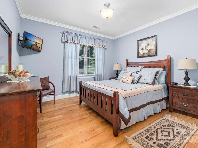560 Blue Sky Drive, Dallas, NC 28034.  MLS# CAR4262735, YatesRealty ID 31836. Inviting Bedroom with Plenty of Space!