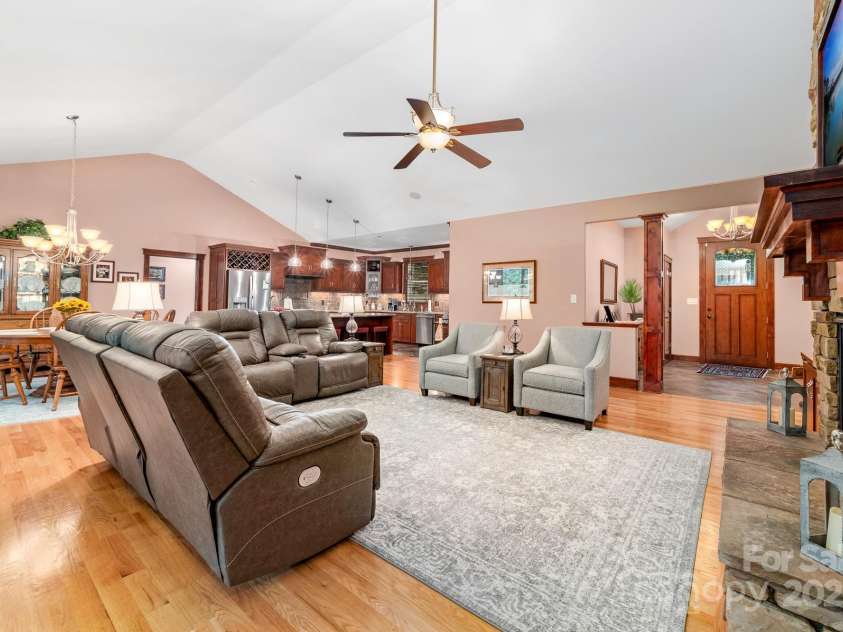 560 Blue Sky Drive, Dallas, NC 28034.  MLS# CAR4262735, YatesRealty ID 31836. Open Floor Plan Centered Around the Great Room