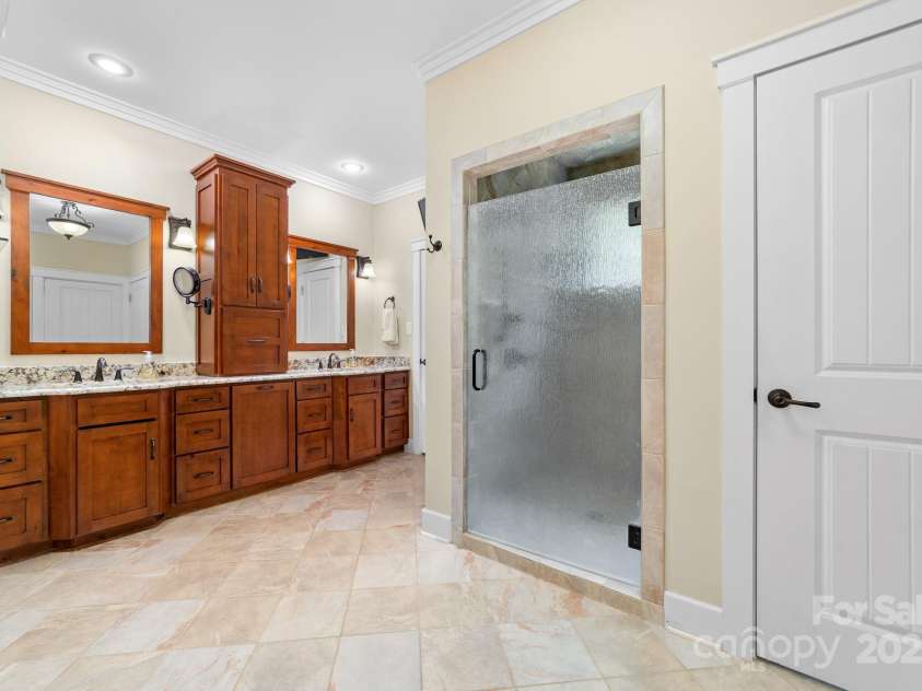 560 Blue Sky Drive, Dallas, NC 28034.  MLS# CAR4262735, YatesRealty ID 31836. Primary Bathroom with Heated Floors.