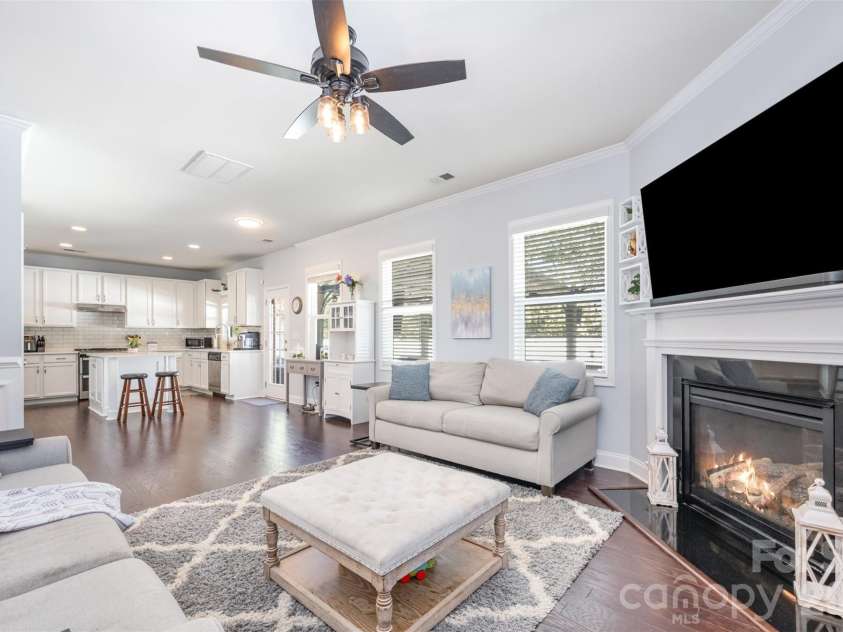 1655 Durant Drive, Rock Hill, SC 29732.  MLS# CAR4314632, YatesRealty ID 31837. Great Room to Kitchen