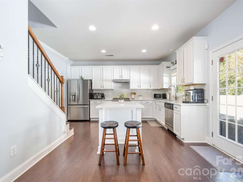 1655 Durant Drive, Rock Hill, SC 29732.  MLS# CAR4314632, YatesRealty ID 31837. Kitchen