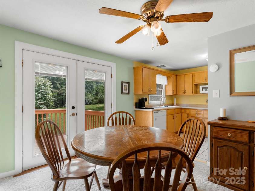 7 Morgan Boulevard, Arden, NC 28704.  MLS# CAR4279442, YatesRealty ID 31837. 