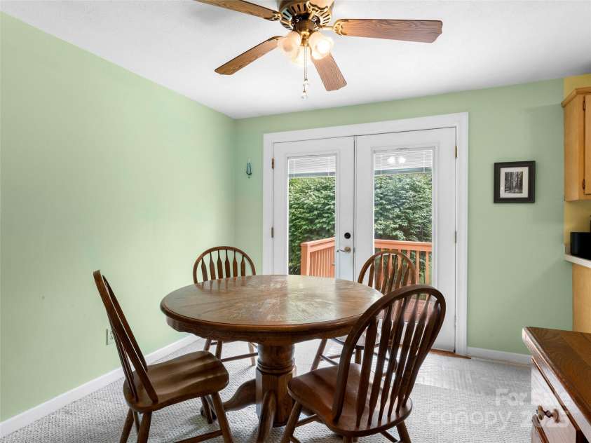 7 Morgan Boulevard, Arden, NC 28704.  MLS# CAR4279442, YatesRealty ID 31837. 
