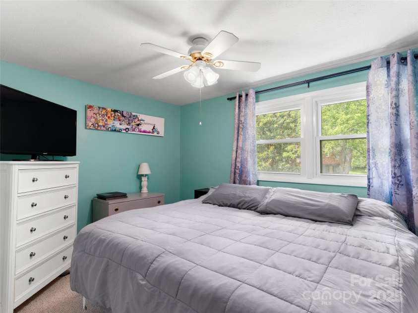 7 Morgan Boulevard, Arden, NC 28704.  MLS# CAR4279442, YatesRealty ID 31837. 