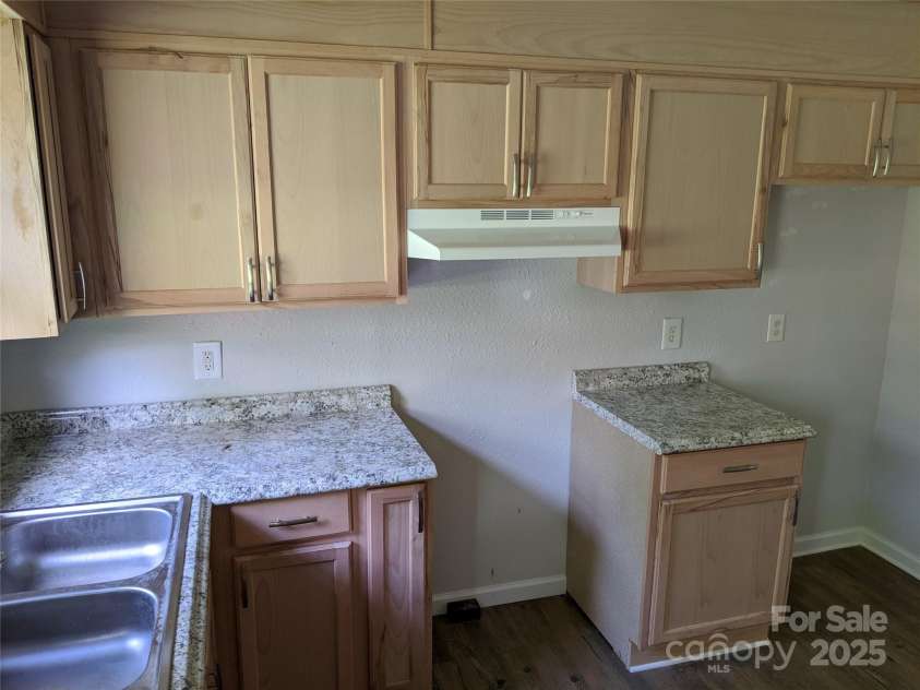 1119 Grady Street, Salisbury, NC 28144.  MLS# CAR4214696, YatesRealty ID 3184. 