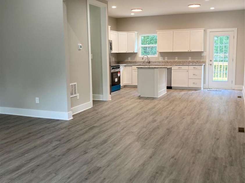 318 Davis Park Road, Gastonia, NC 28052.  MLS# CAR4287400, YatesRealty ID 3184. 