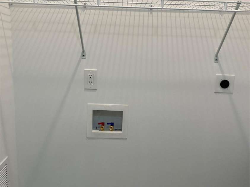 318 Davis Park Road, Gastonia, NC 28052.  MLS# CAR4287400, YatesRealty ID 3184. 