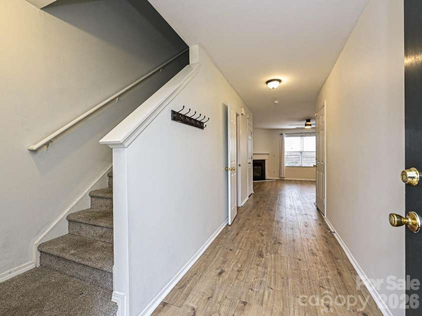 8712 Westhope Street, Charlotte, NC 28216.  MLS# CAR4352086, YatesRealty ID 3184. 