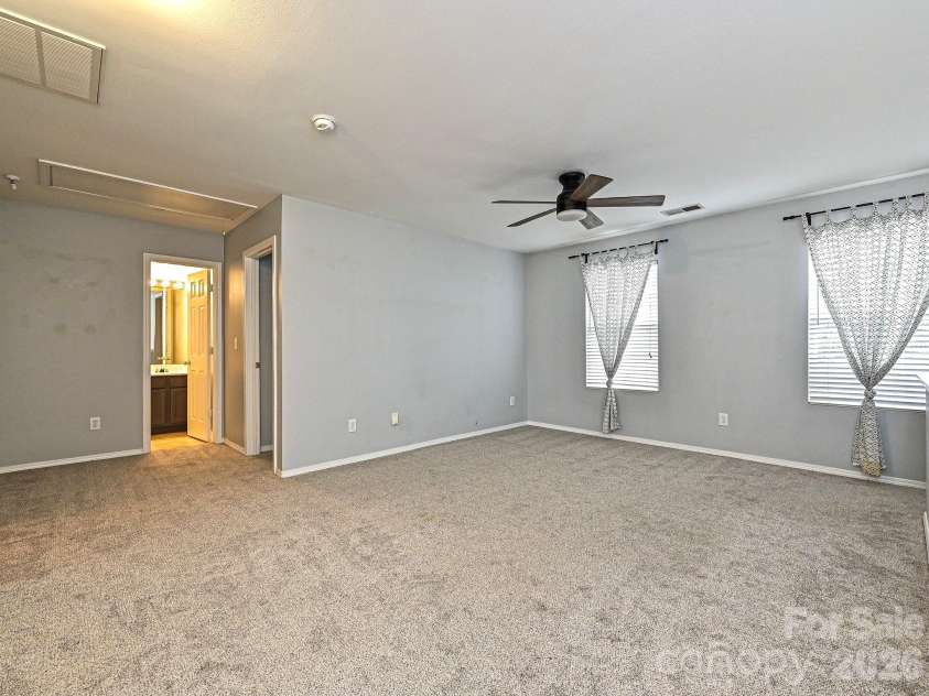 8712 Westhope Street, Charlotte, NC 28216.  MLS# CAR4352086, YatesRealty ID 3184. 