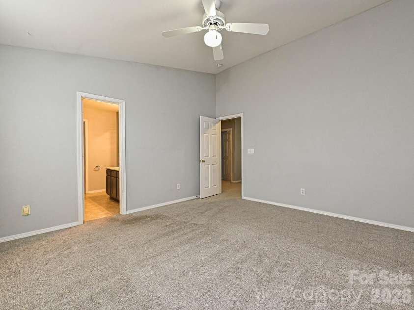 8712 Westhope Street, Charlotte, NC 28216.  MLS# CAR4352086, YatesRealty ID 3184. 