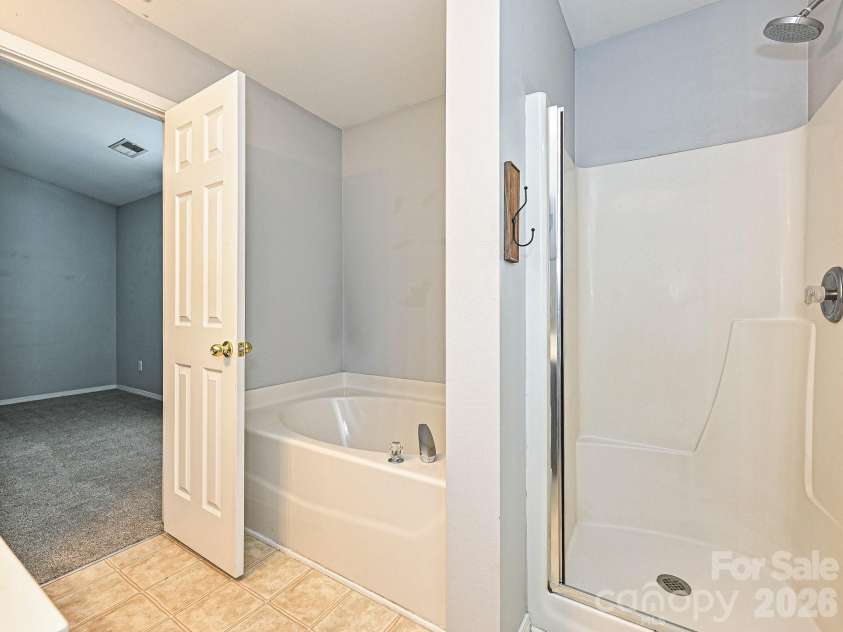 8712 Westhope Street, Charlotte, NC 28216.  MLS# CAR4352086, YatesRealty ID 3184. 