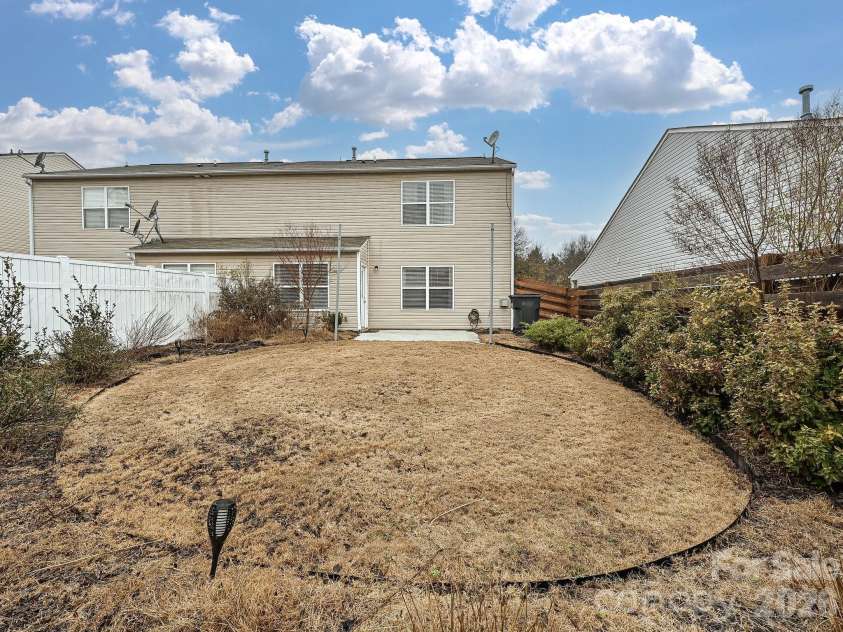 8712 Westhope Street, Charlotte, NC 28216.  MLS# CAR4352086, YatesRealty ID 3184. 