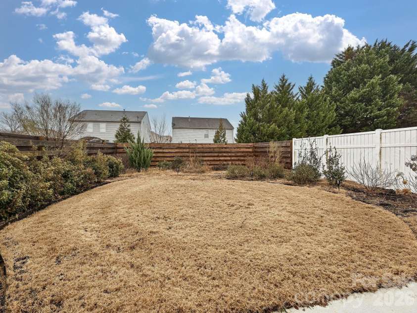 8712 Westhope Street, Charlotte, NC 28216.  MLS# CAR4352086, YatesRealty ID 3184. 