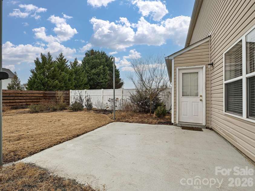 8712 Westhope Street, Charlotte, NC 28216.  MLS# CAR4352086, YatesRealty ID 3184. 