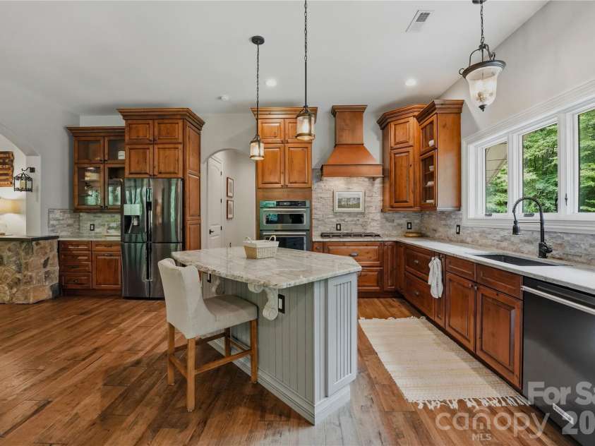 9860 Harvest Lane, Davidson, NC 28036.  MLS# CAR4386863, YatesRealty ID 31840. 