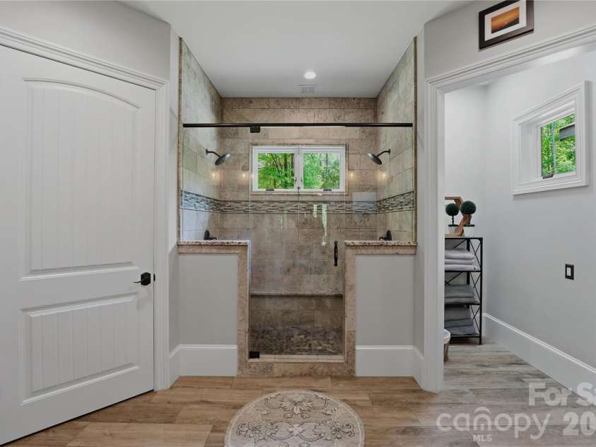 9860 Harvest Lane, Davidson, NC 28036.  MLS# CAR4386863, YatesRealty ID 31840. 