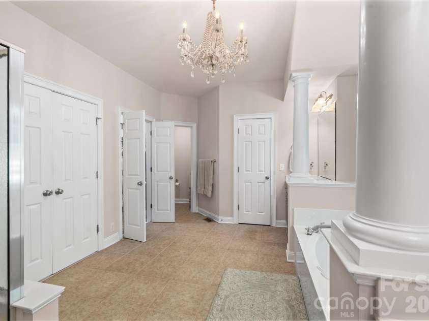 1257 Waynewood Drive, Waxhaw, NC 28173.  MLS# CAR4385203, YatesRealty ID 31841. 