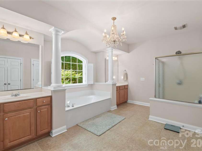 1257 Waynewood Drive, Waxhaw, NC 28173.  MLS# CAR4385203, YatesRealty ID 31841. 