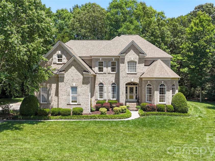 1257 Waynewood Drive, Waxhaw, NC 28173.  MLS# CAR4385203, YatesRealty ID 31841. 