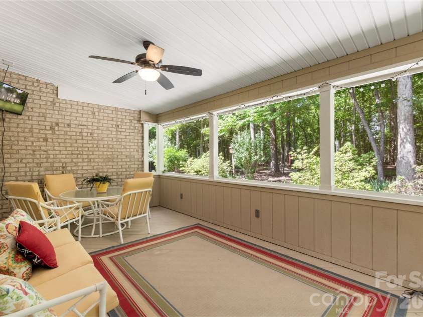 1257 Waynewood Drive, Waxhaw, NC 28173.  MLS# CAR4385203, YatesRealty ID 31841. 