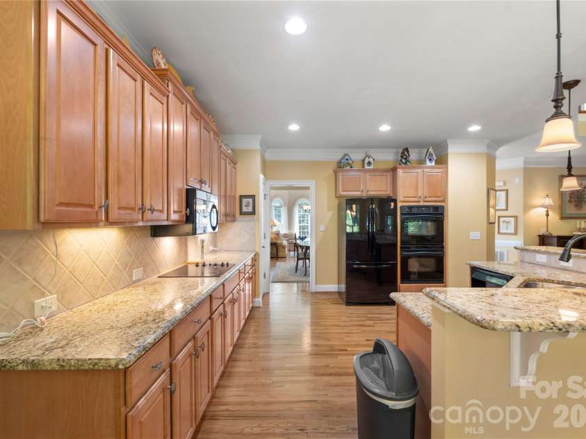 1257 Waynewood Drive, Waxhaw, NC 28173.  MLS# CAR4385203, YatesRealty ID 31841. 