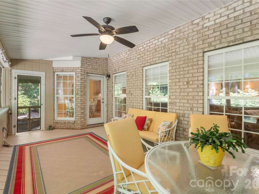 1257 Waynewood Drive, Waxhaw, NC 28173.  MLS# CAR4385203, YatesRealty ID 31841. 