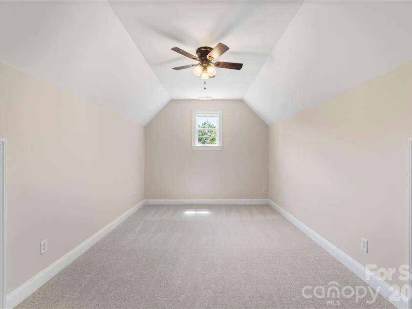 1257 Waynewood Drive, Waxhaw, NC 28173.  MLS# CAR4385203, YatesRealty ID 31841. 