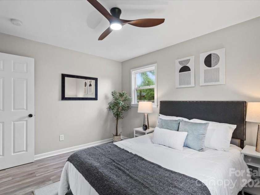 1645 Memorial Drive, Rock Hill, SC 29730.  MLS# CAR4287227, YatesRealty ID 31841. 