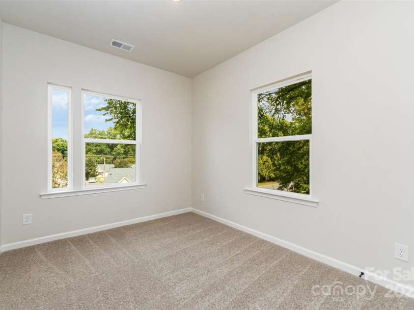 3715 Davis Avenue, Charlotte, NC 28208.  MLS# CAR4306709, YatesRealty ID 31842. 