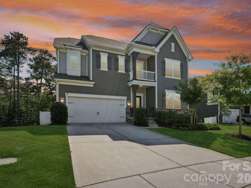 17810 Burnt Hickory Drive, Charlotte, NC 28278.  MLS# CAR4390636, YatesRealty ID 31843. 