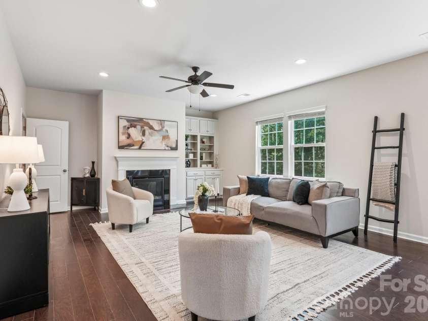 17810 Burnt Hickory Drive, Charlotte, NC 28278.  MLS# CAR4390636, YatesRealty ID 31843. 