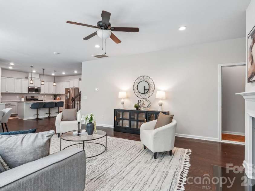 17810 Burnt Hickory Drive, Charlotte, NC 28278.  MLS# CAR4390636, YatesRealty ID 31843. 