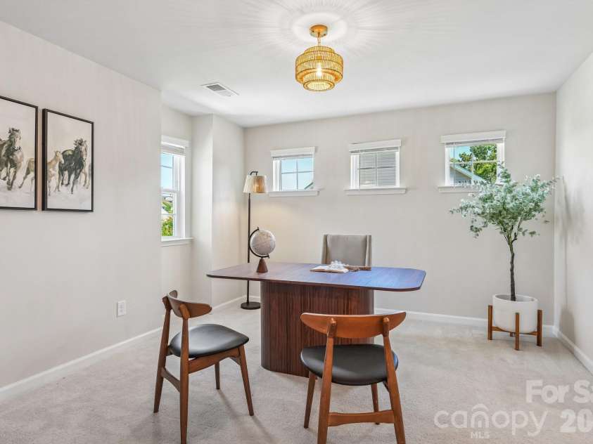17810 Burnt Hickory Drive, Charlotte, NC 28278.  MLS# CAR4390636, YatesRealty ID 31843. 