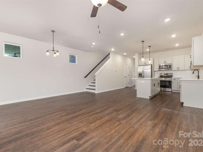 3719 Davis Avenue, Charlotte, NC 28208.  MLS# CAR4307007, YatesRealty ID 31843. 