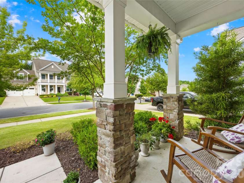 116 Yellowbell Road, Mooresville, NC 28117.  MLS# CAR4390957, YatesRealty ID 31844. 