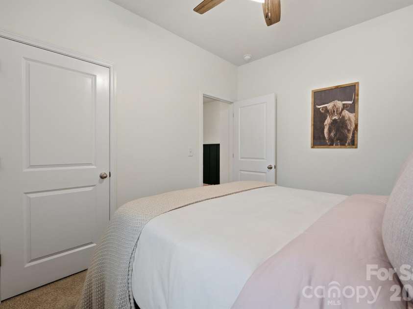 7004 Branch Fork Road, Charlotte, NC 28215.  MLS# CAR4392331, YatesRealty ID 31845. 